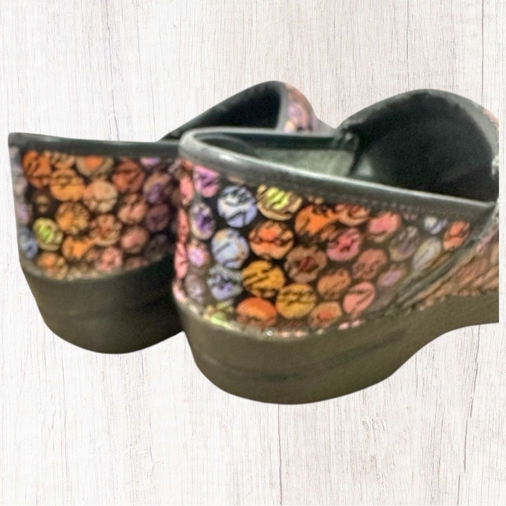 Dansko- Multi Color Dot w/ Script Printed Stapled Leather Classic Clog- Size 39 - Picture 7 of 10